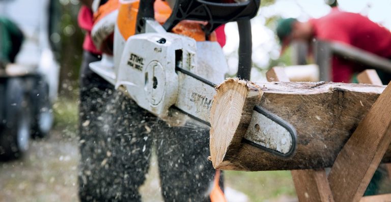 The Ultimate Guide: How Often Should Chainsaw Chains Be Sharpened?